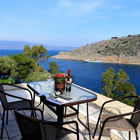 Arbeli House Villa Mandraki  Exteriör bild