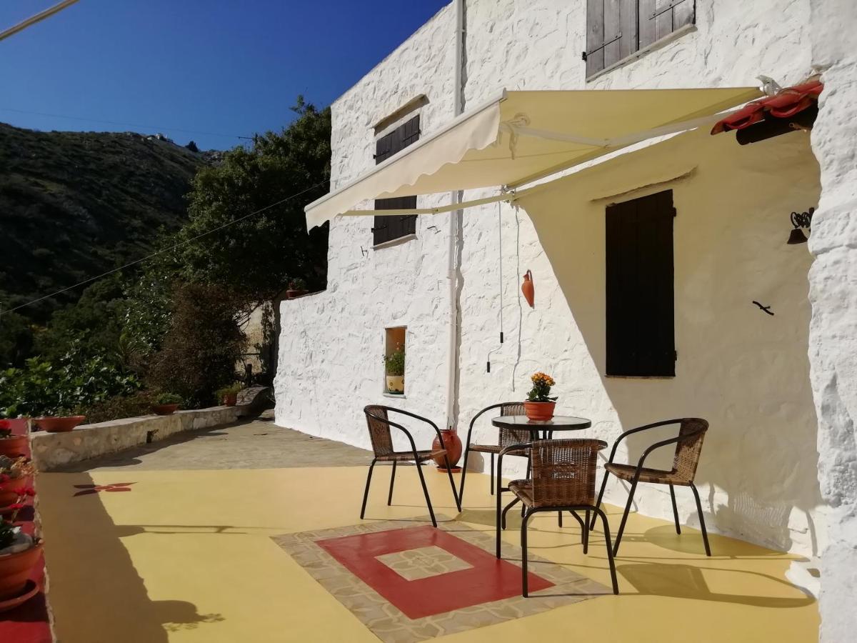 Arbeli House Villa Mandraki  Exteriör bild